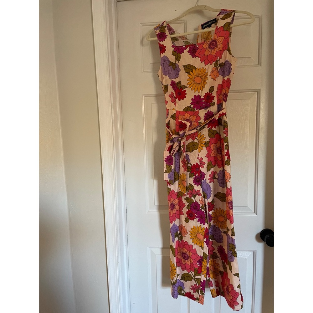 Groovy floral jumper - NWOT